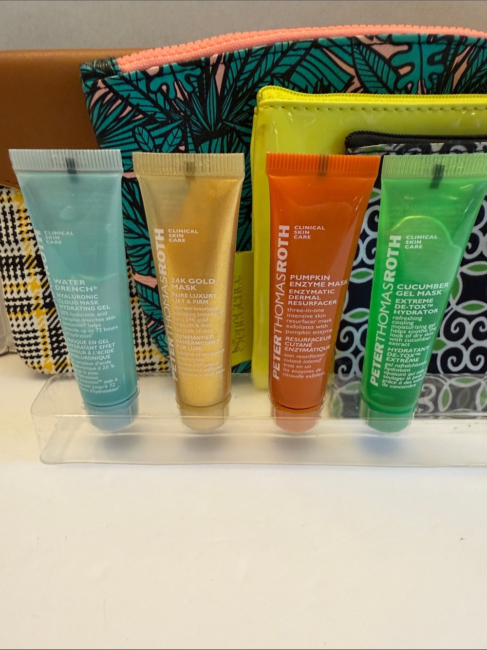 LOW START Peter Thomas Roth Mini Mask with Random Cosmetic Bag - Picture 1 of 1